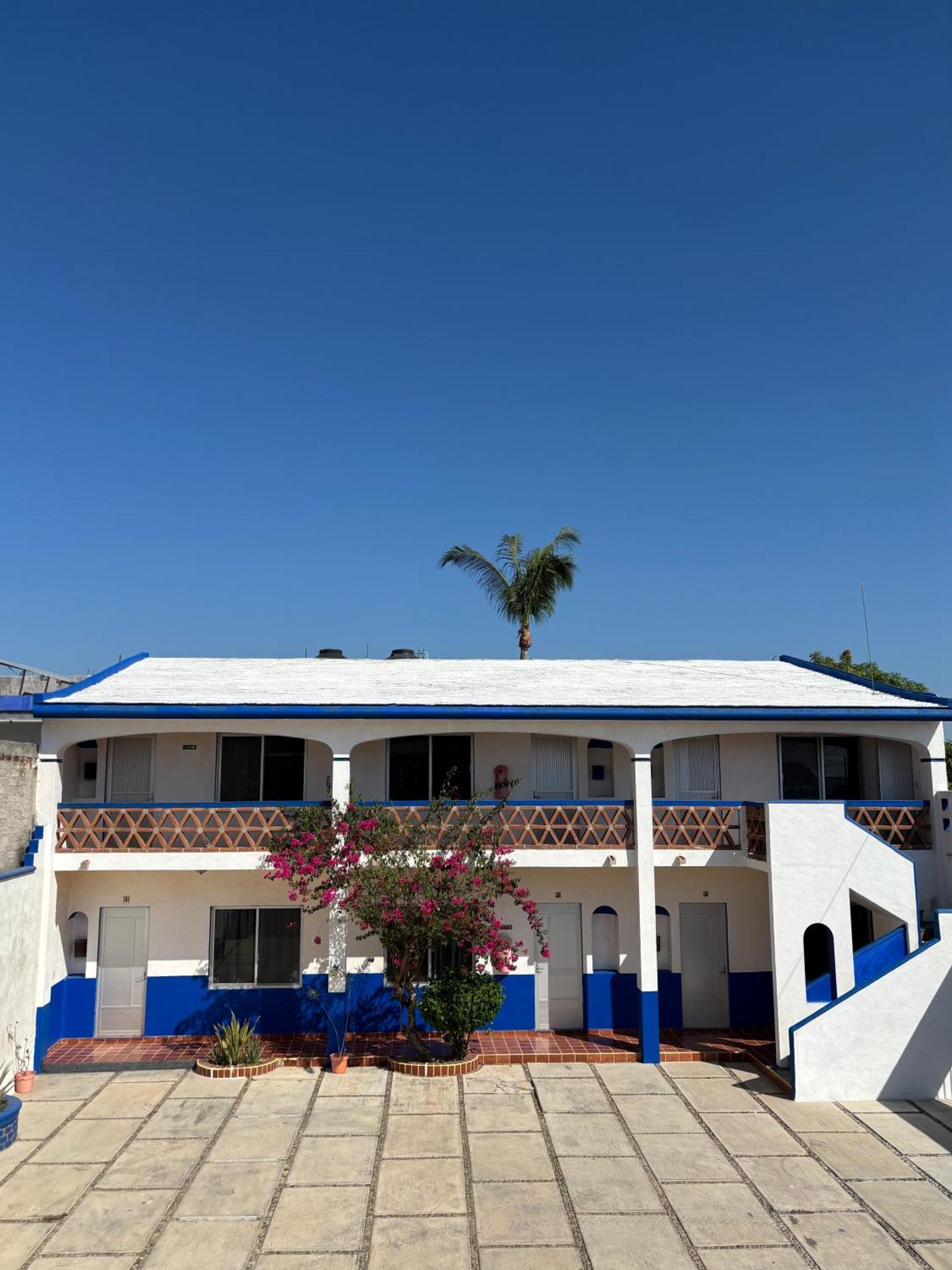 Costa Dorada Hotel Barra de Navidad Eksteriør billede